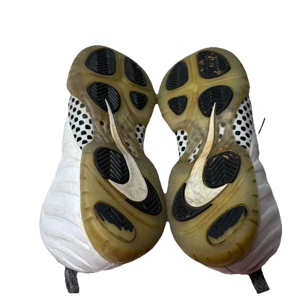 Nike Little Posite One Foamposite GS Size Youth White Black 644791-102 Size 2Y